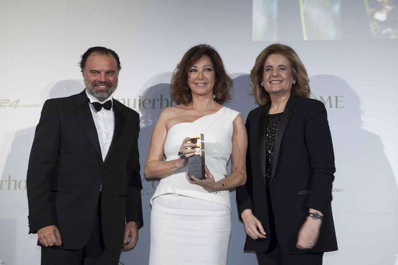 En sus palabras de agradecimiento la presentadora bromeó diciendo sentirse como Leonardo di Caprio al conseguir el Óscar, después de haber sido la eterna nominada en los Premios Mujerhoy.