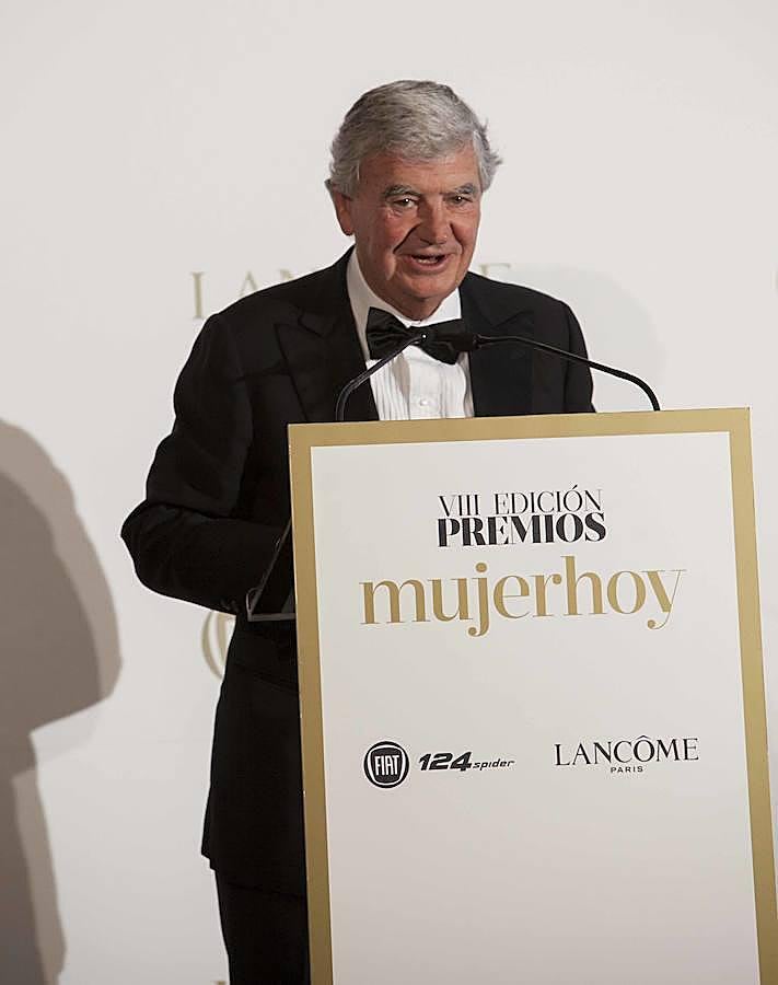 El presidente de Vocento clausuró el acto con unas emotivas palabras de reconocimiento a todas las premiadas y su admiración a las mujeres.