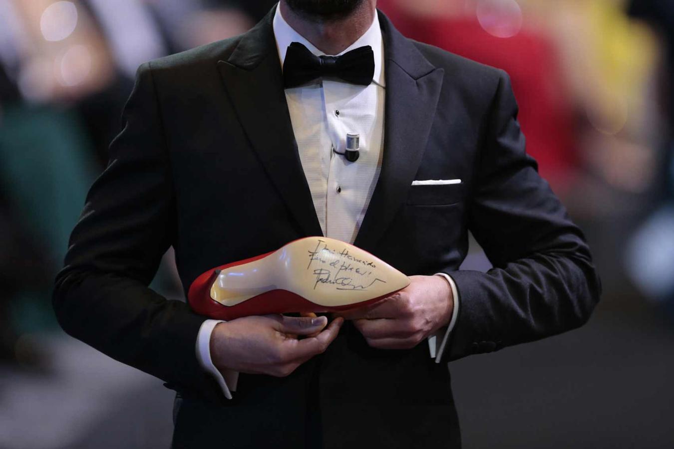 Sucedió tras el homenaje a las mujeres del presentador de la gala.