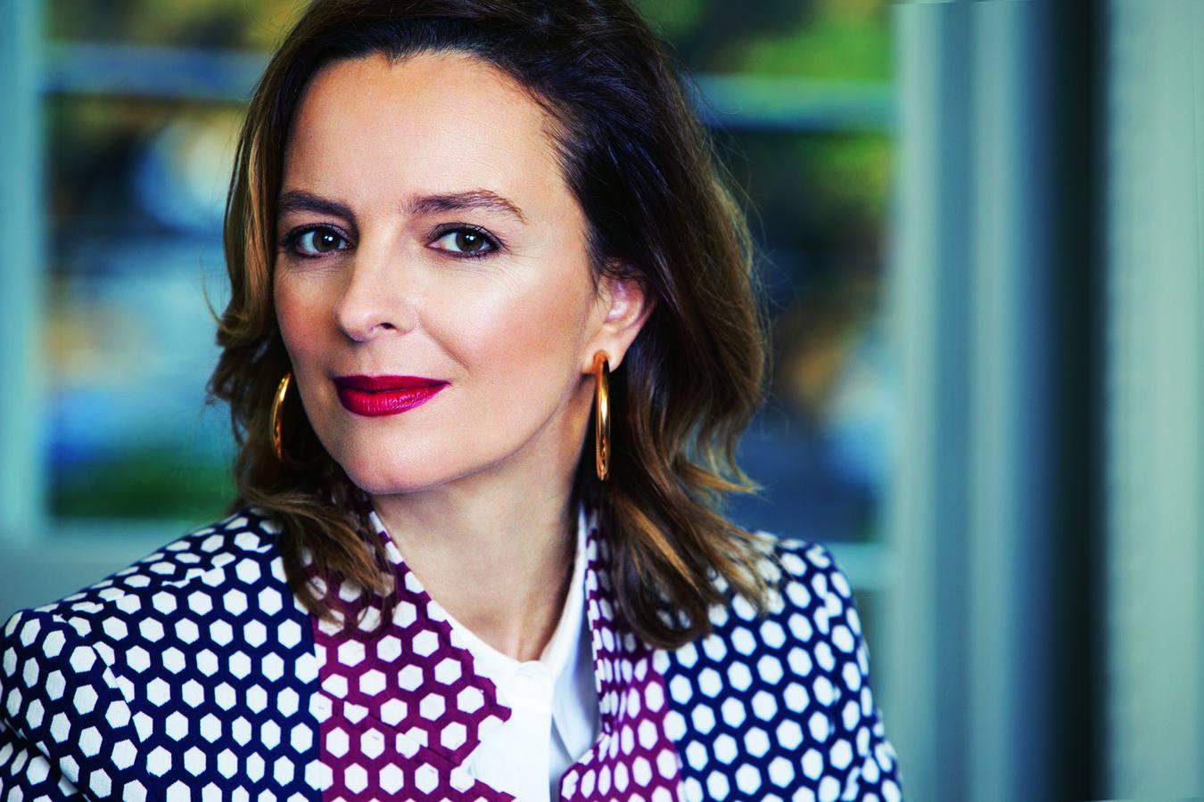 Durante 12 años fue abogada del estado y participó en la negociación del Convenio del Consejo de Europa contra el tráfico de seres humanos. Desde hace dos años es socia de Ramón y Cajal Abogados.