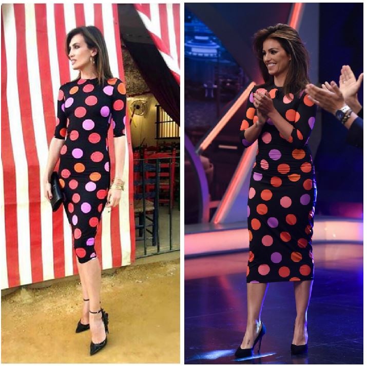 Nieves Álvarez y Mónica Cruz comparten estilista y gusto por los lunares, como lo demuestra el vestido de María Escoté con el que han coincidido. Sus looks son clónicos salvo por los zapatos, que la modelo lleva un modelo sujeto al tobillo y la actriz unos salones.