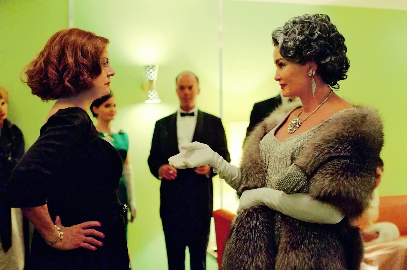 No hay nada más peligroso que una diva despechada. 'Feud' (HBO, 6 de marzo) narra la rivalidad de Joan Crawford (Jessica Lange) y Bette David (Susan Sarandon). Produce el genial Ryan Murphy.