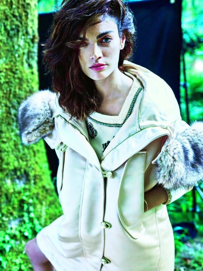 Jersey y chaquetón, ambos de Tommy Hilfiger.