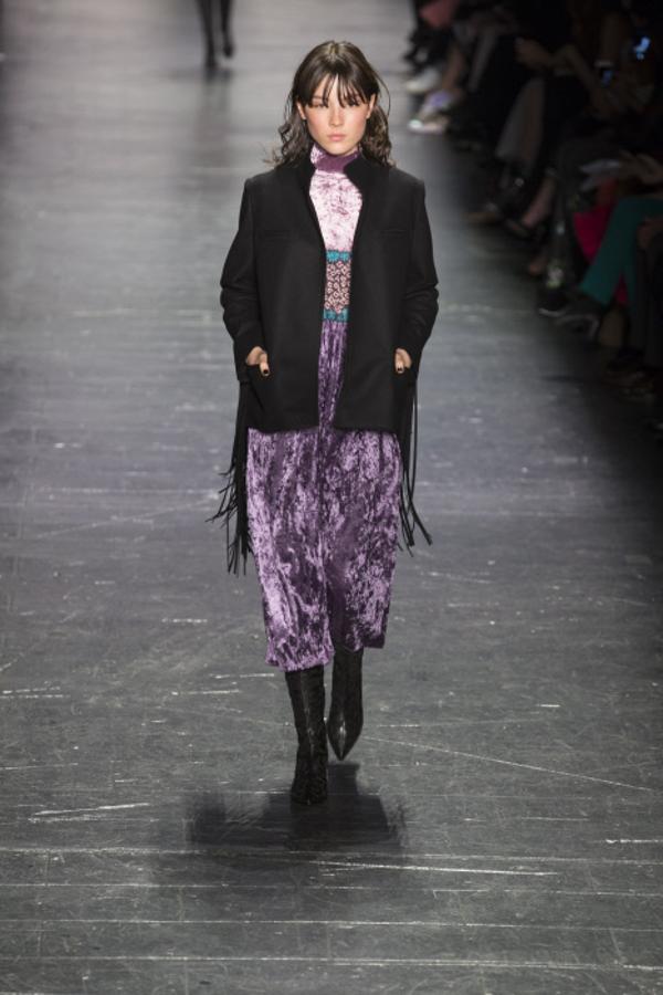 Como en anteriores temporadas, el terciopelo seguirá estando presente.