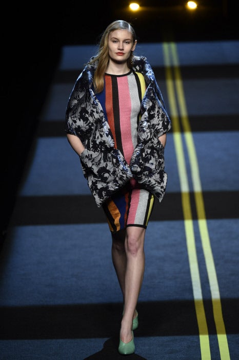 Si la pasada colección hizo un guiño a las Olimpiadas, en sus propuestas para el próximo invierno sigue habiendo detalles 'athleisure' en clave deluxe.