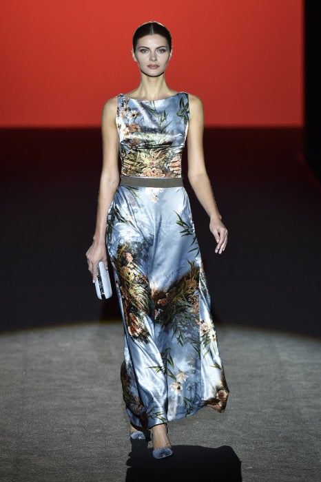 Tanto es así, que su otoño se acerca más al renacer de la nueva primavera, lluviosa pero a punto de florecer.