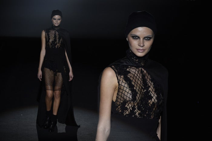 Los vestidos red de la firma española sacan el lado más sensual de la mujer Malne gracias a las transparencias.