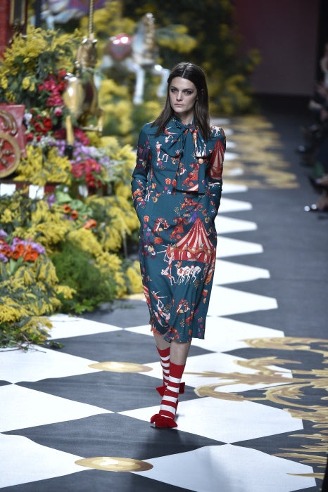 Los estampados, una vez más, vuelven a ser un punto muy fuerte en Jorgez Vázquez.