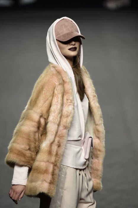 Fotos: MBFWM: desfile de Jesús Lorenzo otoño-invierno 2017/18