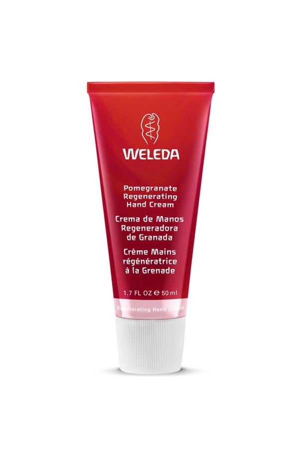 Cuidado antioxidante intensivo que regenera la piel, retrasando los signos el envejecimiento. Con aceite de semillas de granada bio, con propiedades antioxidantes, manteca de karité y aceite de sésamo bio que previene el desecamiento de la piel. (10,10€, 50 ml)