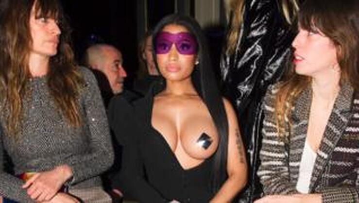 Fotos: Los peores looks de Nicki Minaj (o cuando vestir mal es cuestión de escote)