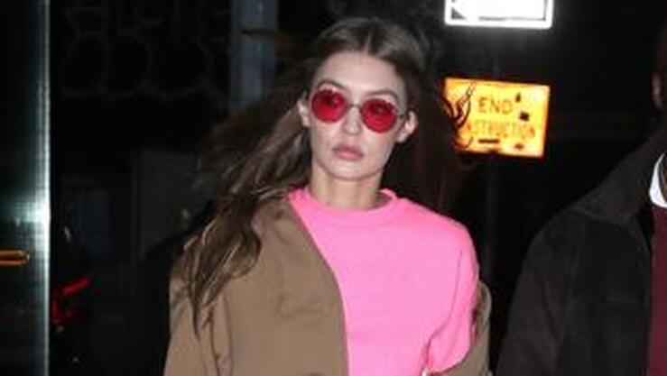 Fotos: Gafas de sol rojas: el manual de estilo de las famosas