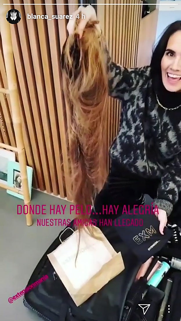 La estilista de Blanca Suárez muestra las extensiones que le va a colocar a la actriz con motivo de los Fotogramas de Plata 2018.