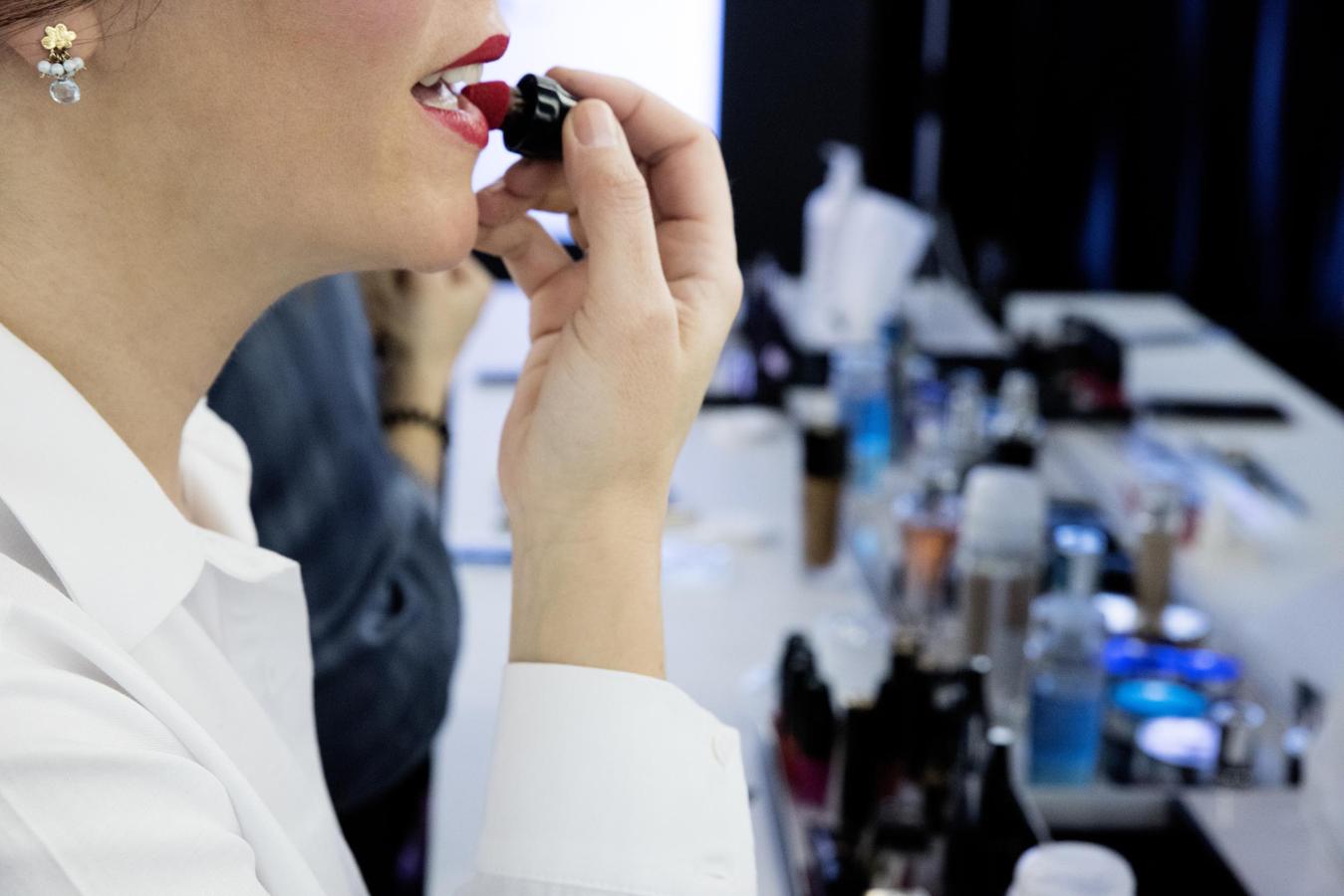 Las lectoras de Mujerhoy pudieron probar en primicia el nuevo Matter Shaker, un labial con acabado mate, súper hidratante, y con una amplia gama de tonos.