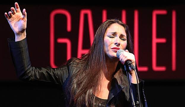 Celia Flores durante un concierto en enero
