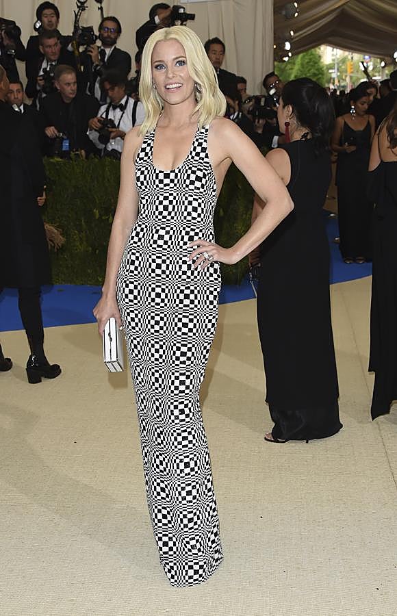 El geométrico vestido de la actriz perteneciente a la colección de Michael Kors