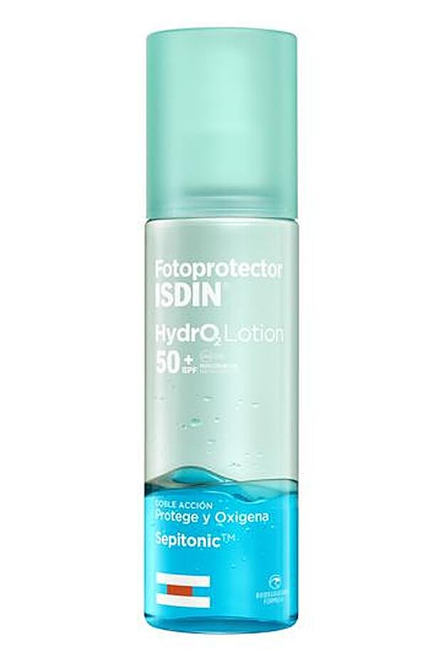 Fotoprotector Isdin Hydrolotion. Proporciona muy alta protección UVB/UVA con un SPF 50+ mientras oxigena y reenergiza la piel del estrés producido por el sol gracias al compuesto SepitonicTM. Efecto hidratante y de secado inmediato que deja la piel sedosa y suave. Apto para piel sensible, hipoalergénico, sin alcohol y resistente al agua. (22,55€)