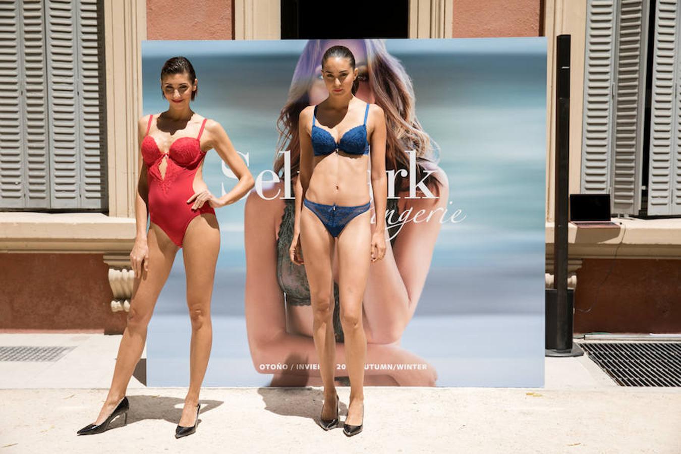 Entre las noveddaes de lencería de la firma Selmark, destacaron la riqueza y calidad de sus tejidos, el diseño muy sofisticado y femenino con un guiño a la opulencia.