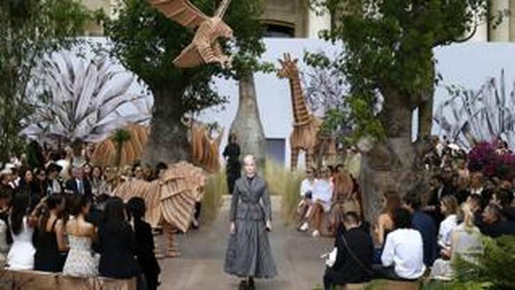 Fotos: Lo mejor del desfile de Dior en la Alta Costura de París, en fotos