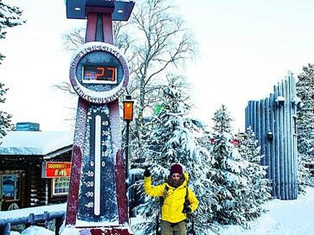 Andrea sufrió los rigores del invierno finés pero llegó en autostop para ver las auroras boreales.