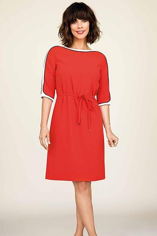 La actriz luce vestido de Boss.