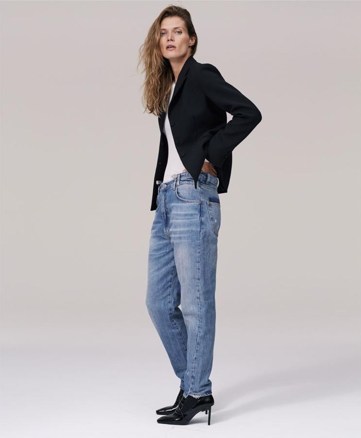 ‘Timeless’ es una colección en la que Zara que apuesta por los botines de punta con tacón.