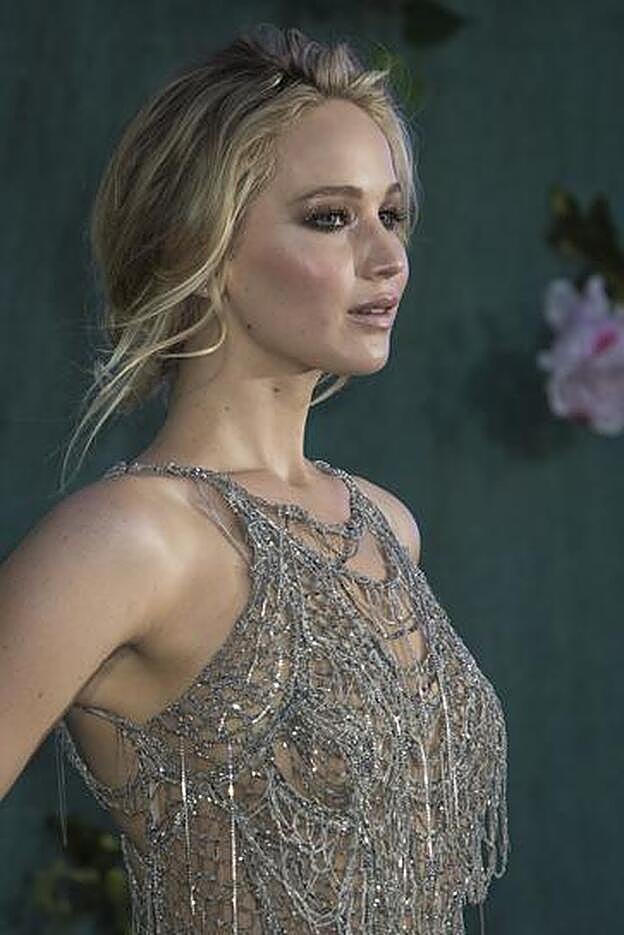 Jennifer Lawrence, de Atelier Versace
