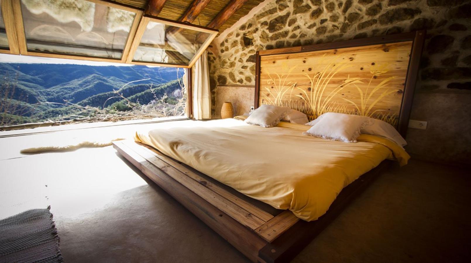 Disfruta de este hotel Mar de la Carrasca situado en plena naturaleza, concretamente en el Parque Natural de Peñagolosa, en Castellón. ¿No es perfecto?