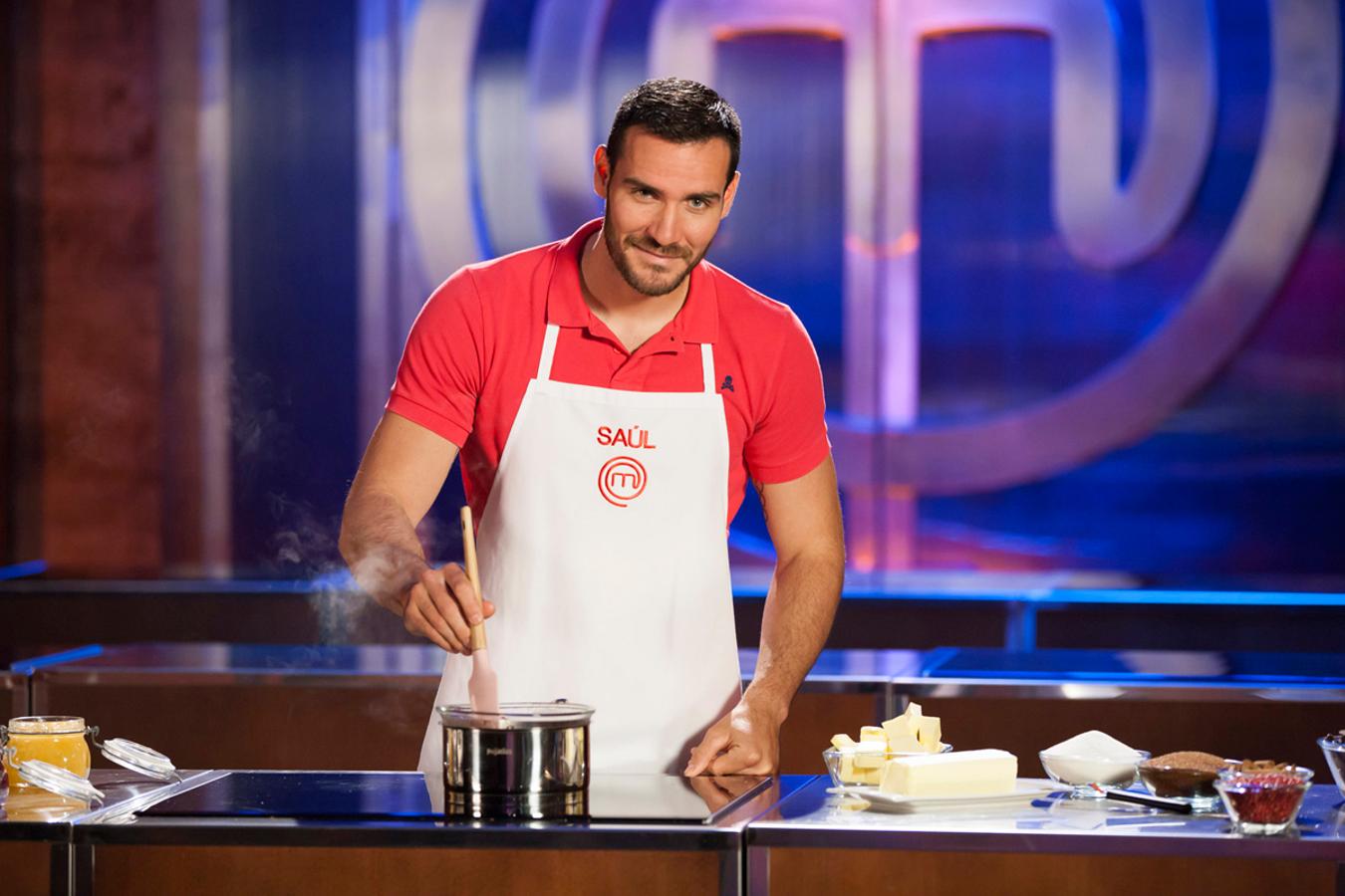 El medallista olímpico de piragüismo Saúl Craviotto creció viendo como su madre cocinaba en el restaurante de sus abuelos, así que de cocina sabe un buen rato...