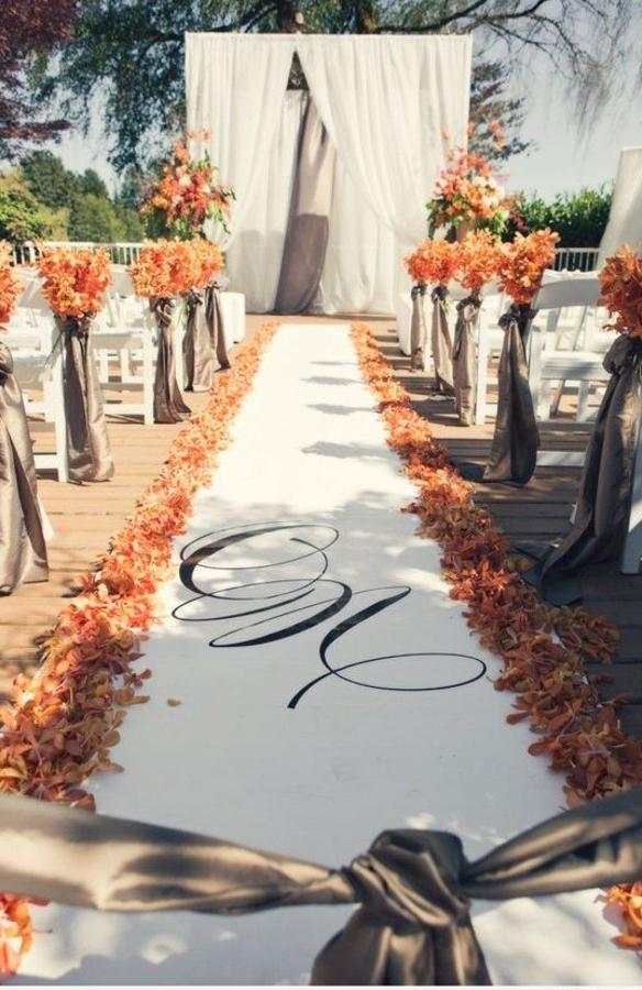 Para el lugar de la ceremonia, los tonos ocres también son elegantes y perfectos. (Foto: Pinterest)