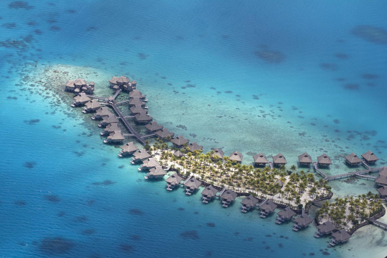 Si estáis buscando un destino de playa para descansar, podéis elegir destinos maravillosos como la Polinesia Francesa donde encontraréis cinco increíbles archipiélagos con playas paradisiacas. En la isla de Bora Bora tendréis la oportunidad de practicar deportes acuáticos.