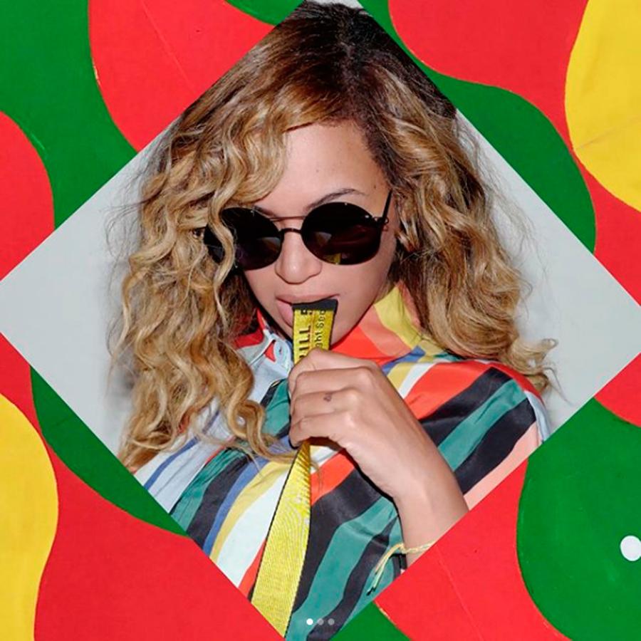 Beyoncé ha puesto su voz a la nueva versión del popular tema de J Balvin para recaudar fondos y ayudar a las víctimas del terremoto de México y el huracán que ha arrasado Puerto Rico.