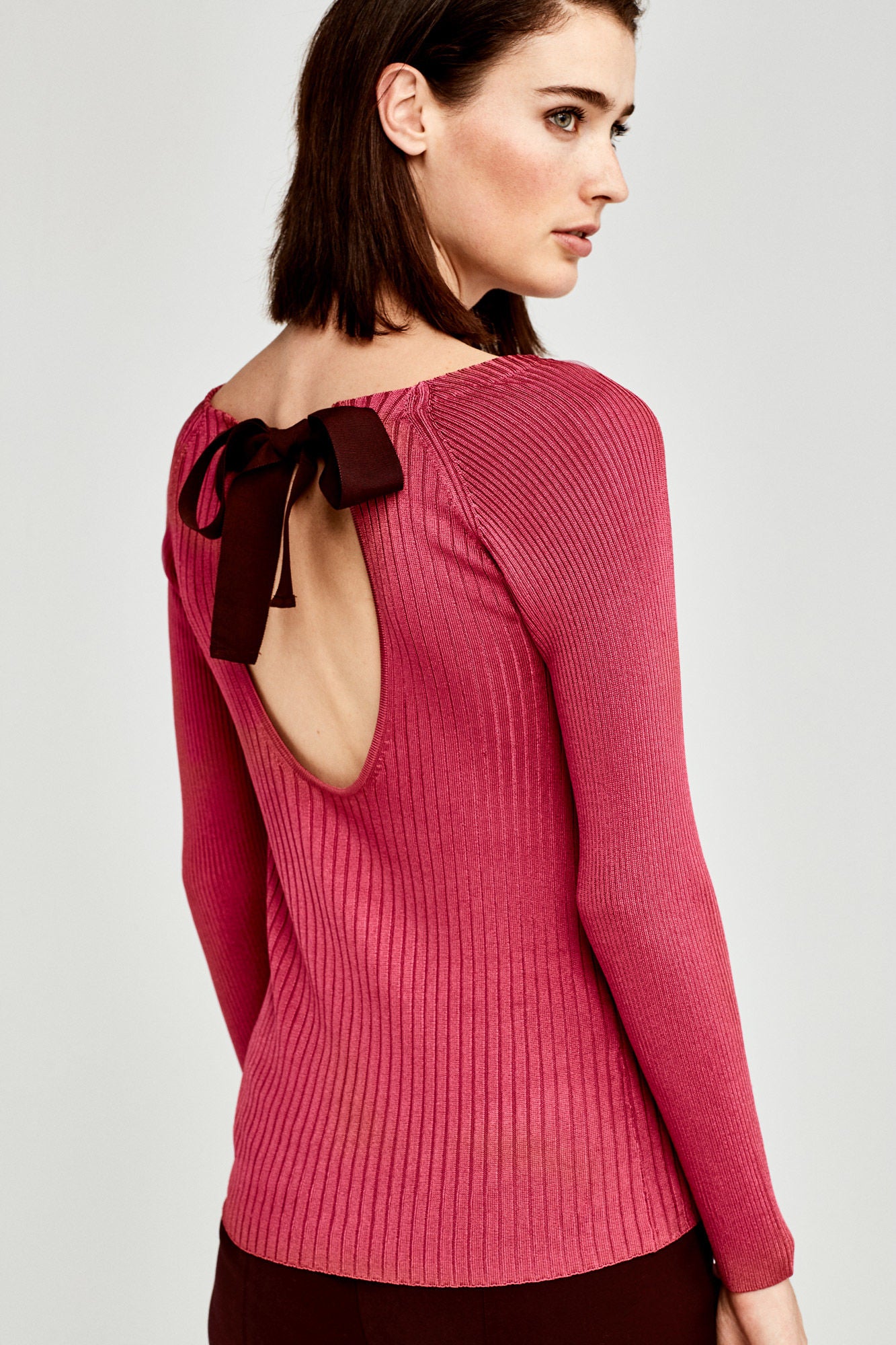 ... en un jersey como el que hemos fichado en Pedro del Hierro y cuesta 44 euros.