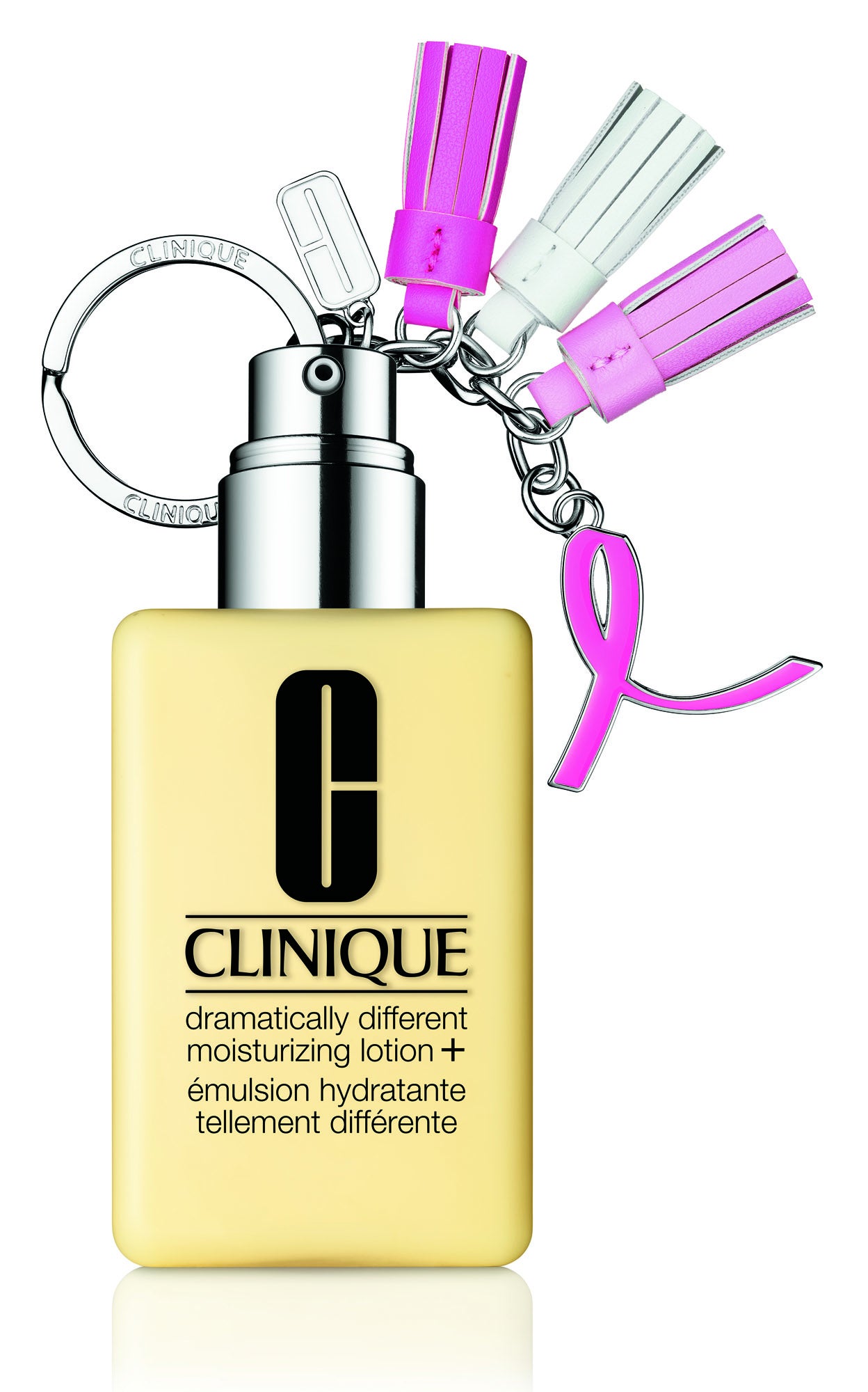 Clinique lanza una edición limitada de su producto estrella, la emulsión hidratante, acompañada de un llavero que rinde homenaje a la lucha contra el cáncer de mama. Esta fórmula ofrece el doble de hidratación durante todo el día. El 100% del beneficio de la venta de este producto se destinará a la investigación sobre el cáncer de mama. (65,50€, disponible en puntos seleccionados de El Corte inglés y www.clinique.es)