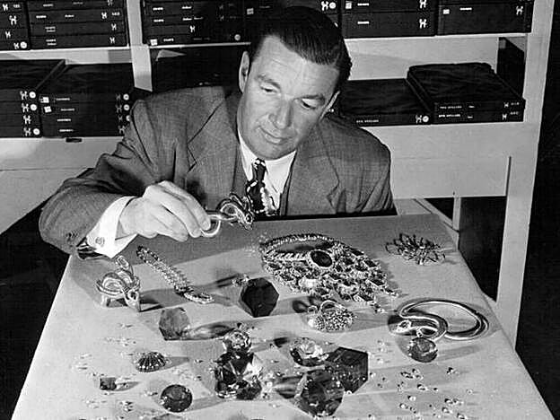 En la imagen, Eugene Joseff creando.