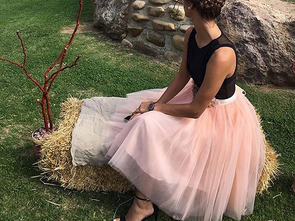 Las tiendas de novia e invitada cuando buscas un tutú son visita obligada. Esta propuesta es de Victoria Imaz.