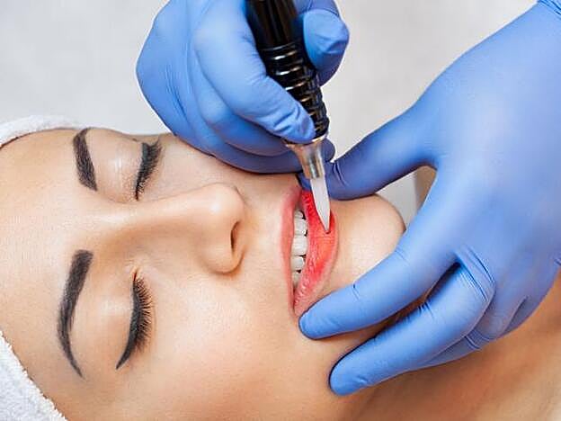 Micropigmentación de labios.