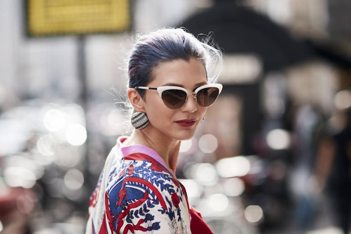 Redondos y con tejido tweed.