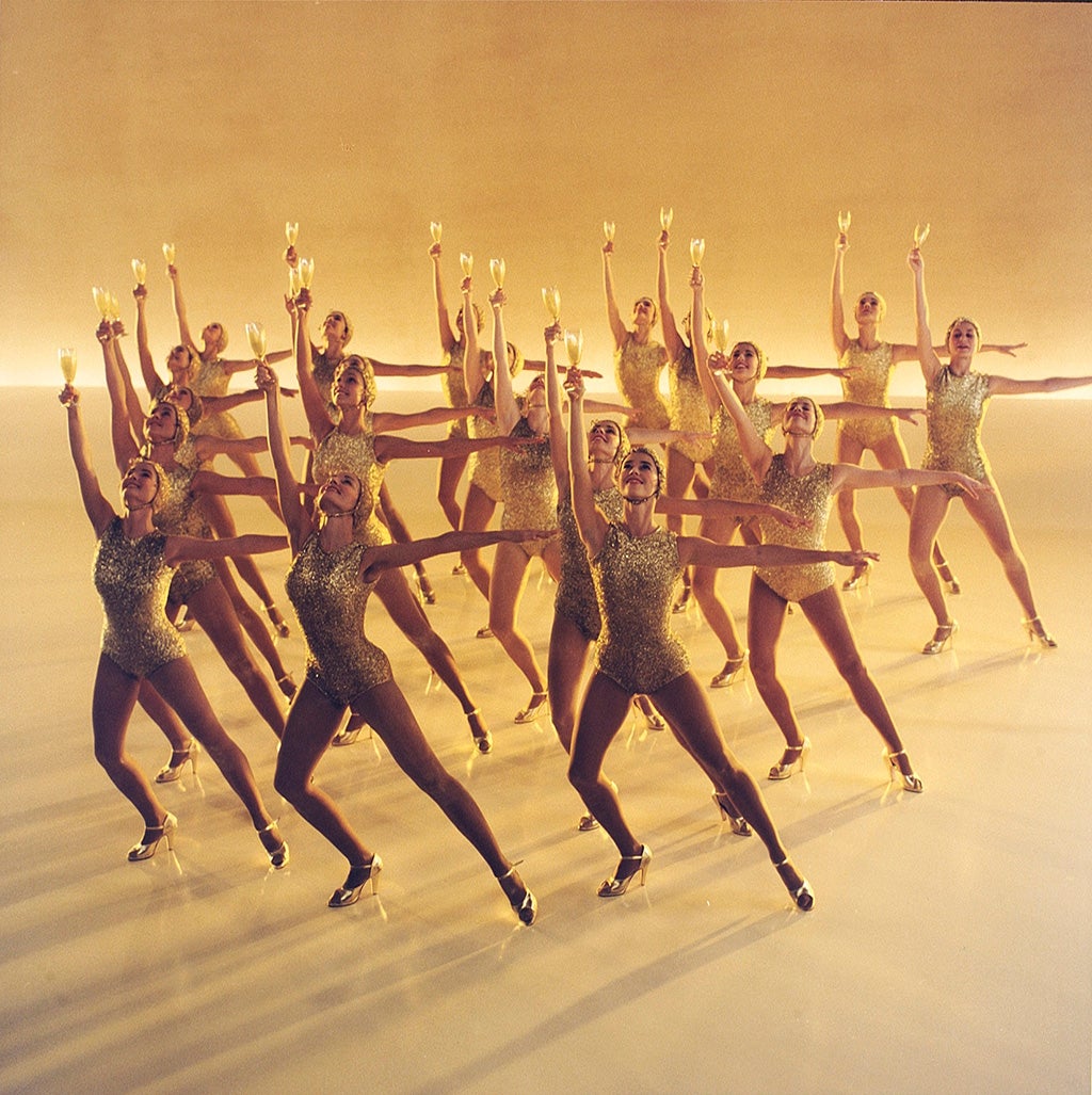 Entrados en el nuevo siglo, diecisiete 'Burbujas Freixenet' fueron elegidas por toda España para representar a cada comunidad autónoma.