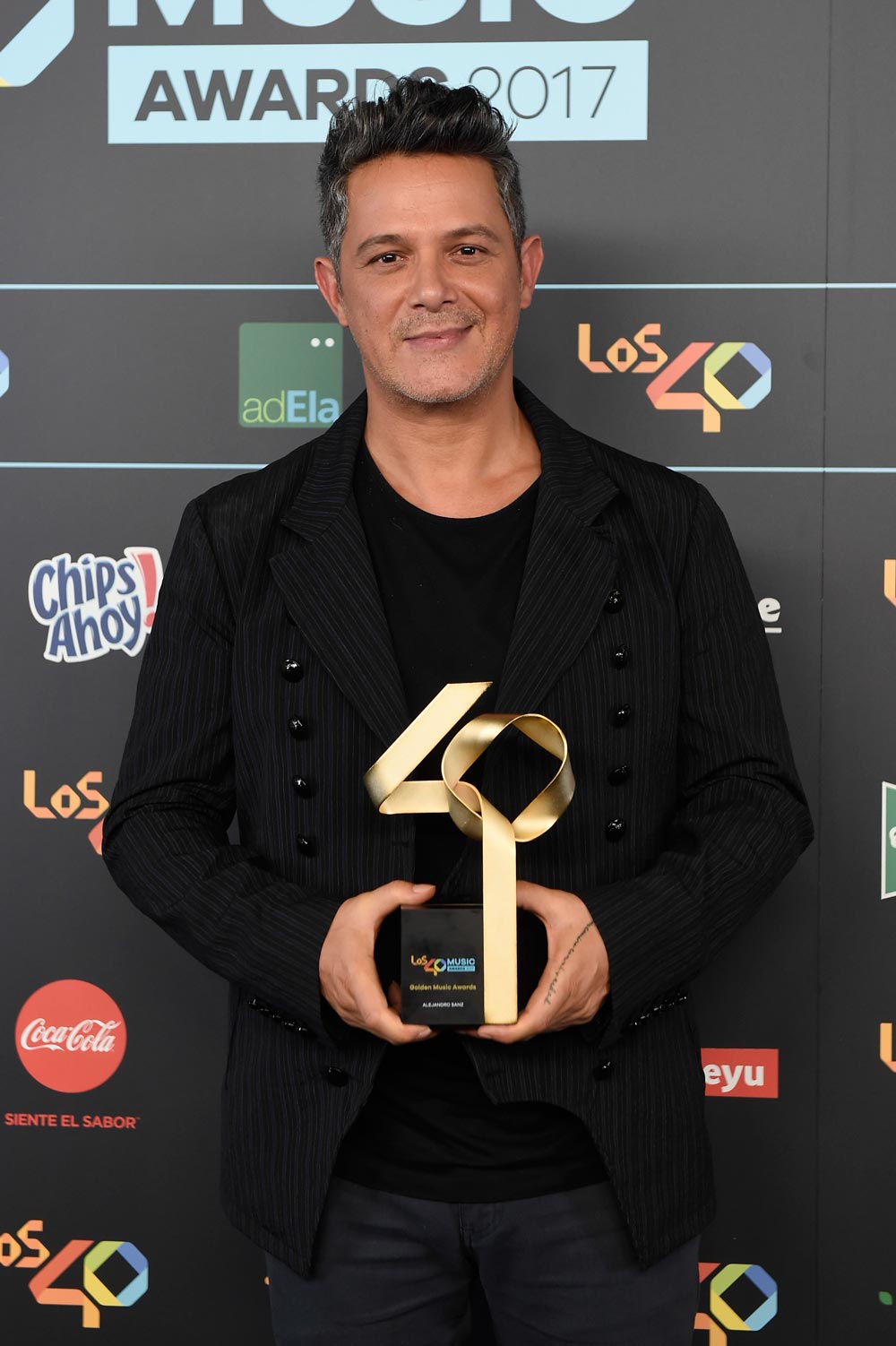 Alejandro Sanz fue el encargado de regalar momentos únicos en la gala. Ganó el Golden Music Awards.