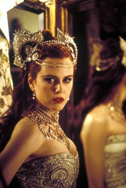 Una voz inconfundible y un papel que le alzó a lo más alto. Nicole Kidman protagoniza 'Moulin Rouge', y da vida a Satine, una chica que busca a un hombre para financiar una obra musical.
