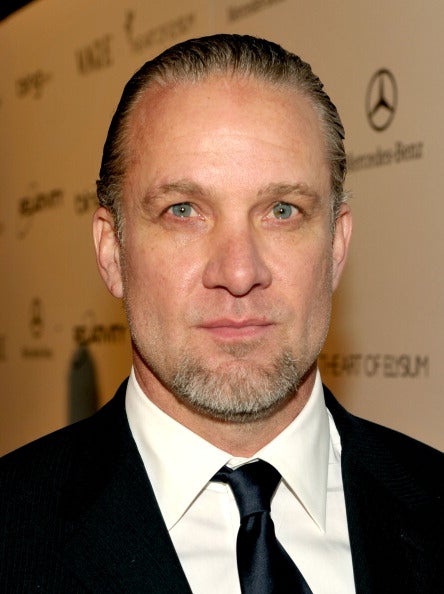 El ex marido de Sandra Bullock también acudió a rehabilitación por su adicción con el sexo, pero de poco le sirvió, él no creía que lo padeciera según declaró a la cadena de televisión ABC News: “No creo que tenga una adicción al sexo en la que quiero practicarlo con todos y no puedo parar”.