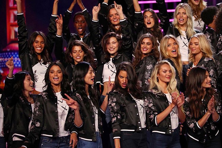 Bella Hadid este año no contará con su hermana Gigi (que ha tenido problemas con el visado) ni con su amiguísima Kendall Jenner en el desfile. Foto: Instagram de Bella Hadid.