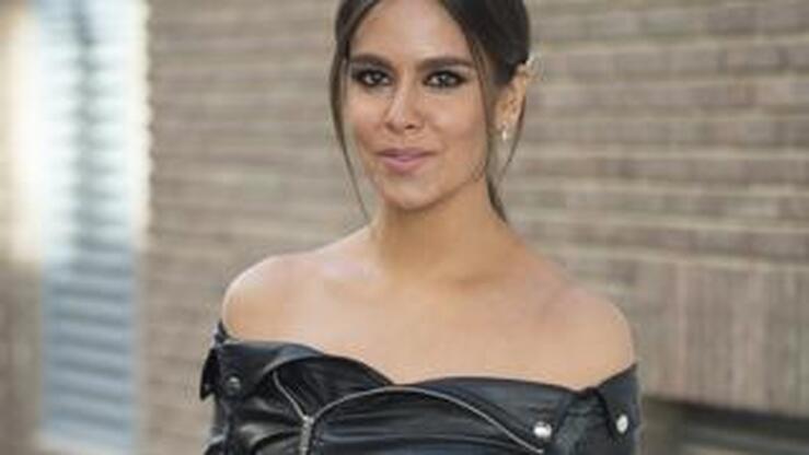 Fotos: Cristina Pedroche Vs. Selena Gómez: ¿quién reinventa mejor la cazadora 'biker'?