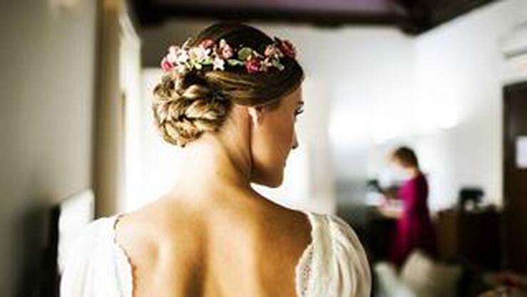 Fotos: Peinados de novia para una boda de invierno