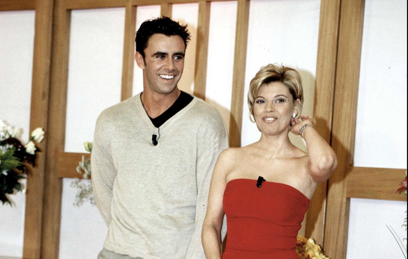 Fue uno de los bombazos más recientes y fue revelado por Carmen Borrego. Los protagonistas confirmaron la noticia, mantuvieron un 'rollete' cuando trabajaban juntos en TVE.