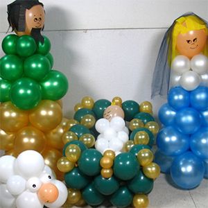 ¿A quién se le ocurriría hacer un Belén de Navidad con globos? Si a tu entorno aun no ha lelgado esta maravillosa idea, aprovecha y sé el primero en lucirla. ¡Cuidado no te quedes sin aire!