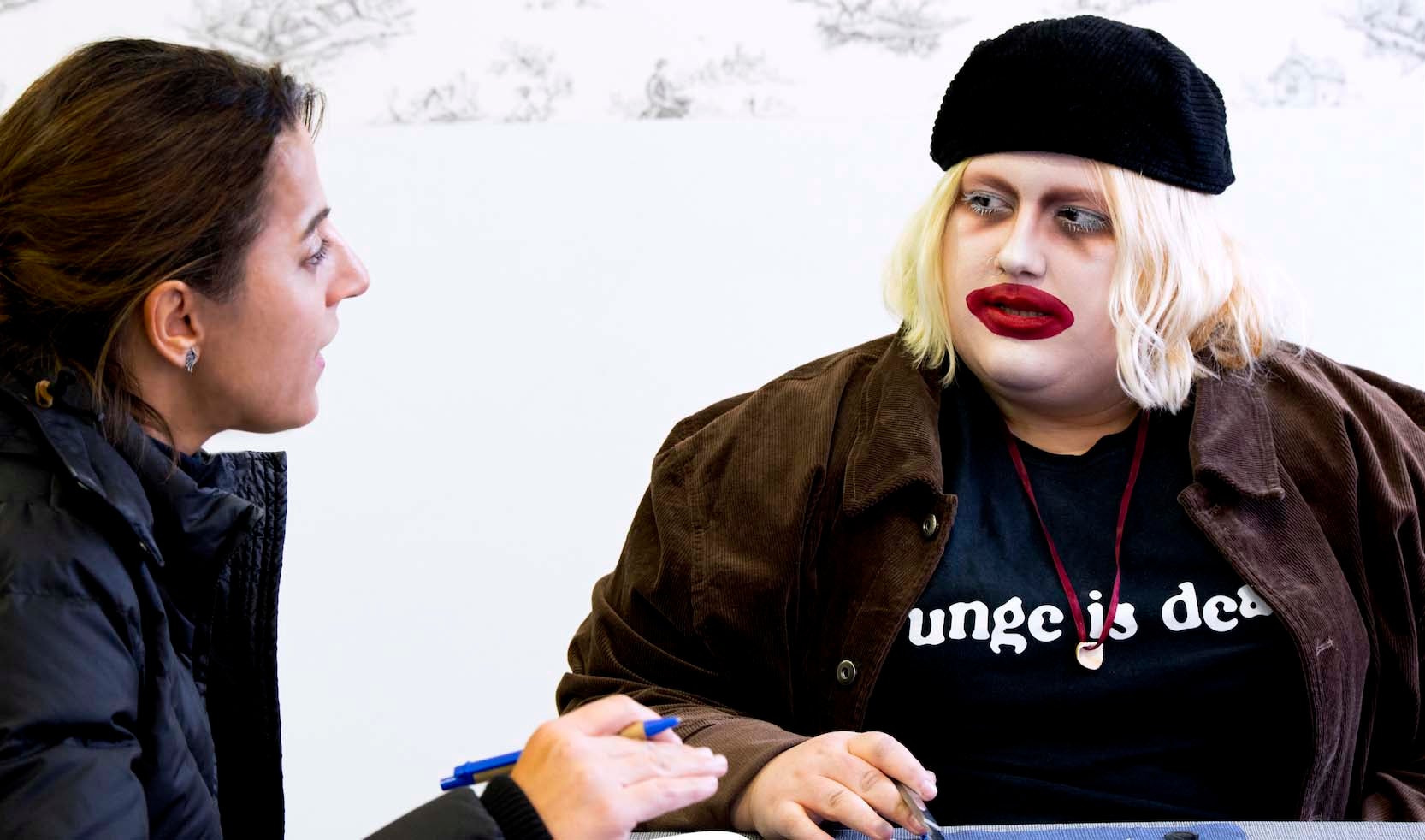 La Pringada : "Me he pasado al mainstream". La famosa yotuber habla con Mujerhoy su experiencia en el rodaje.