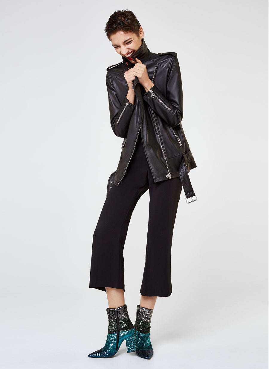 Botines degradé de lentejuelas de Uterqüe. Precio: 129 euros.