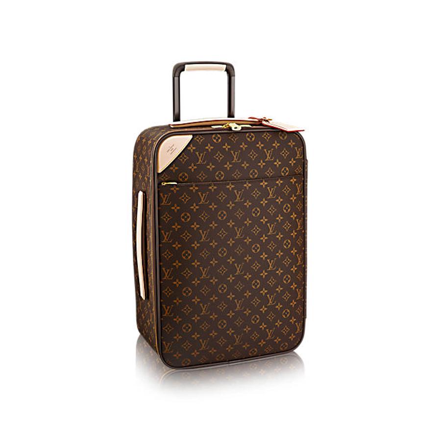 Una maleta de Louis Vuitton para que te acompañe en tu viaje soñado (Precio: 4.575 euros).